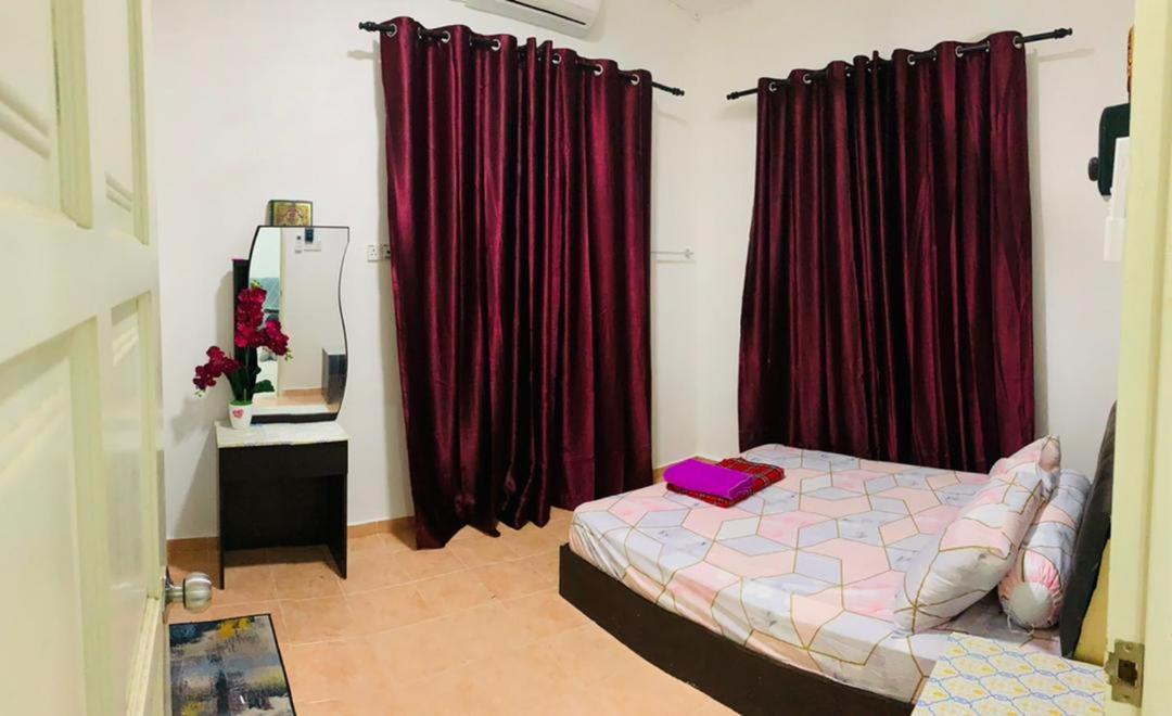 Nurul Amin Pantai Cahaya Bulan Holiday home