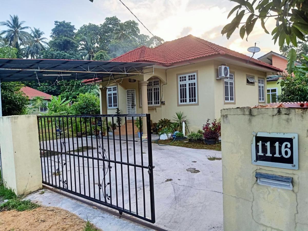 Holiday home Nurul Amin Pantai Cahaya Bulan *